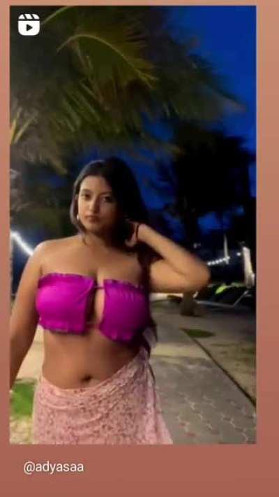 She's such a hottie!