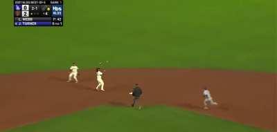 [Highlight] La Stella and Crawford combine for an insane double play