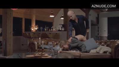 Hannah Hoekstra - Sunny Side Up (2015) [Content Warning]