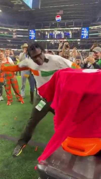 Michael Irvin YOU are the newest member of the New England Patriots coaching staff