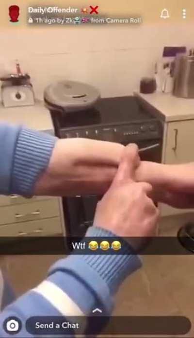 Про рукожопов слышу ежедневно.... но что бы ТАКОЕ! (Смотреть аккуратно ацкая жесть)