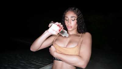 [Lina Love, 20] Night Shine 