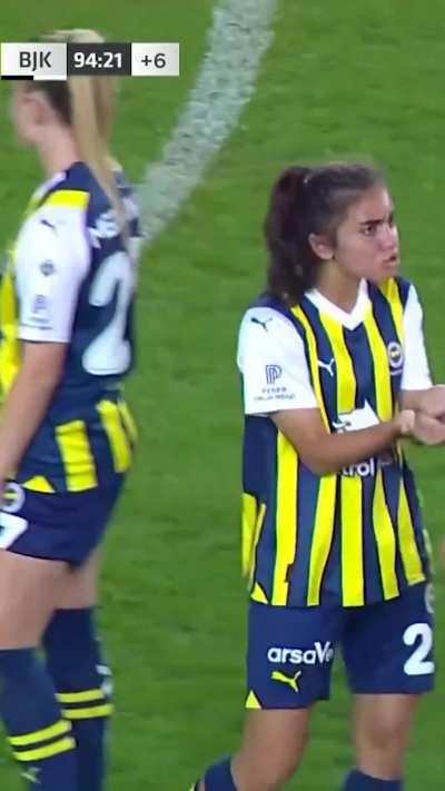 Enquanto isso no campeonato Turco Feminino