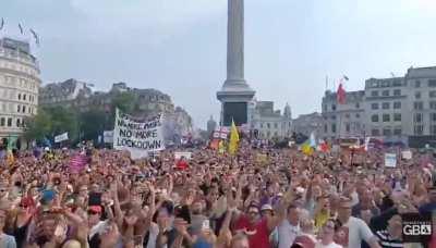 Massive lockdown protest London