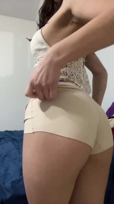 Would you be the first one who creampies my latina ass?