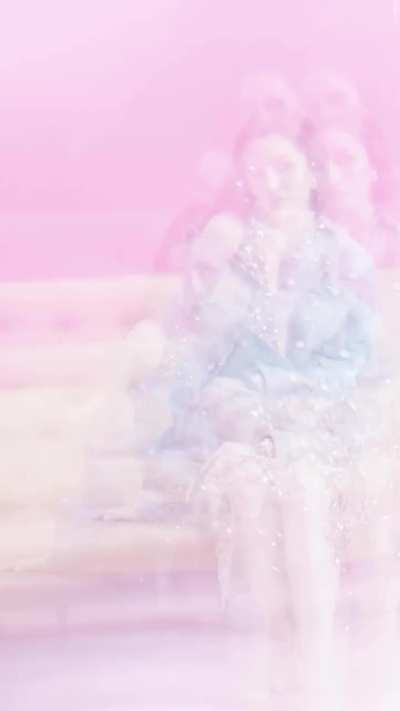 Damnn Shraddhu is just 🥵❤️‍🔥