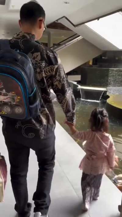 Children yearn for the mines