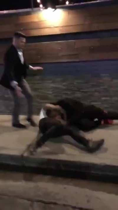 Nice reversal into a choke