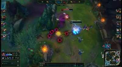 Here's me flashing an Arcane Comet 1v3