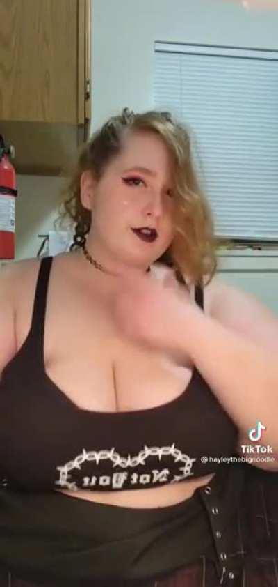 POV it's snack time and you look good.