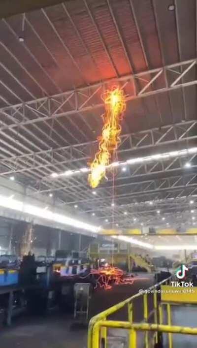 JUST PLAYING WITH SOME SILLY STRING