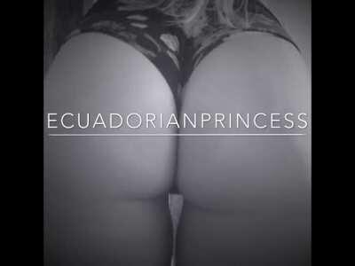 How many of you enjoy 5 foot Latina students ? (jiggling)