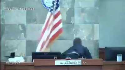 Man attacks Las Vegas judge after she denies his probation