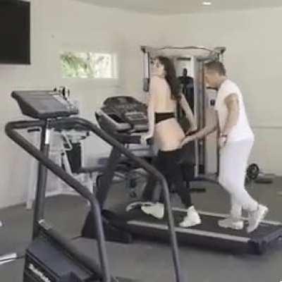 Мотивация стать на беговую дорожку