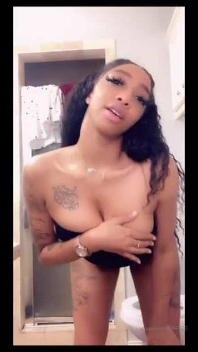 🌹(qu@ys1m0n3a)🌹 📁folder📁 Dm if interested 🤤🤑👅💦