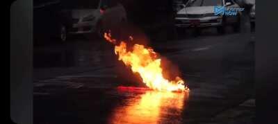 Anti coup protestors in Myanmar burn Chinese flag because of CCP support of the military dictators
