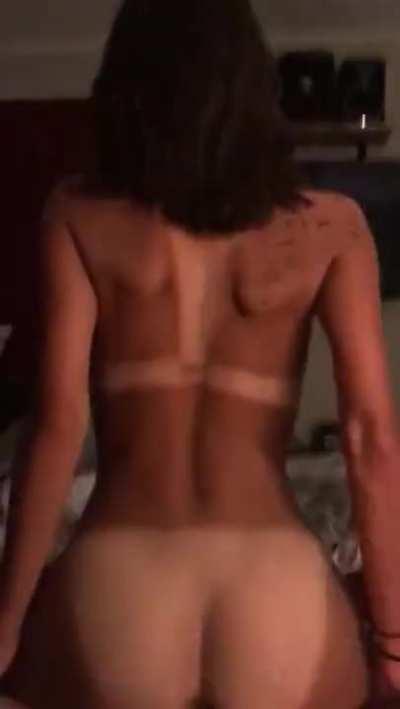 Beautiful Hourglass College Girl Is Back to Ride You