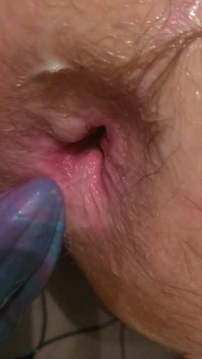 Thats it sub ! open that hole for me