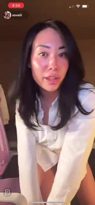 Hapa Korean show legs