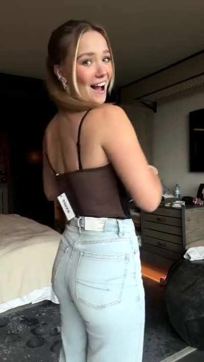 Try on haul (sexy scenes only) - TikTok, 29 August 2023