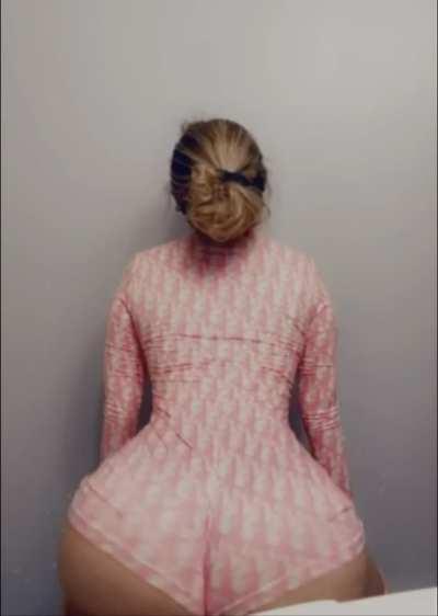 Best ass on Reddit 😊