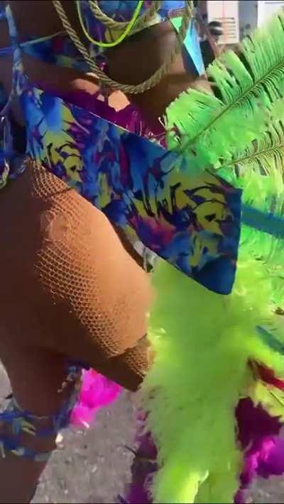 She needs to stay at the carnival forever 😭