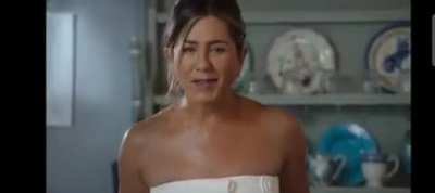 Jennifer Aniston towel scene (Mother's day)