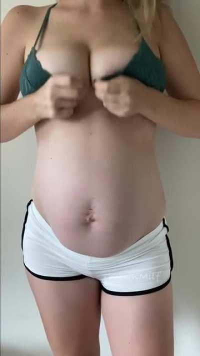 Do guys really want to fuck pregnant woman?