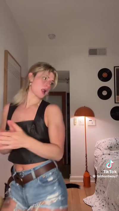 New TikTok dance! | TikTok March 2025