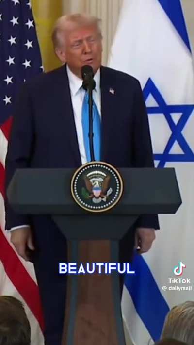 Trump shuts down reporter because he doesn&rsquo;t &ldquo;understand a word&rdquo;, proceeds to do a compliment sandwich