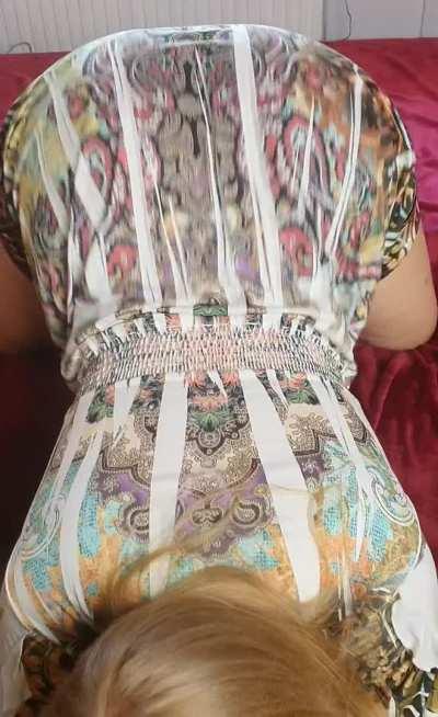 See for yourself how my big and springy butt handled this dress. And then it bounced and twerked.