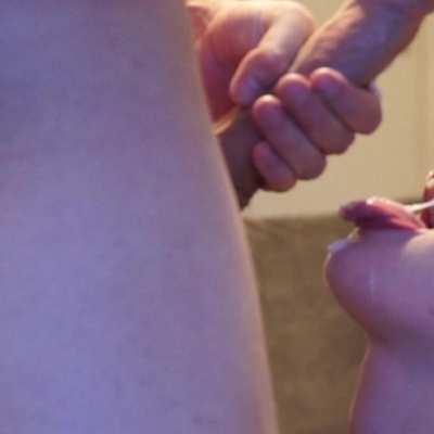 love to see the jizz trickle down her face