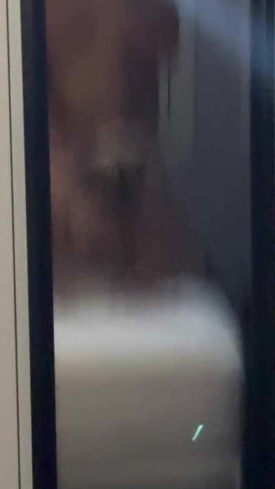 Looking for the next redditor to give me some toe curling back shots