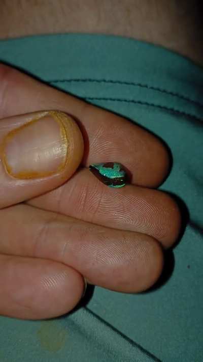 Omg the colors on this boulder opal are just stunning