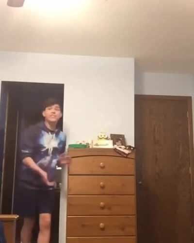 person above is haram and love HANTAY!!!! epic halah cow sex Lily eat clown