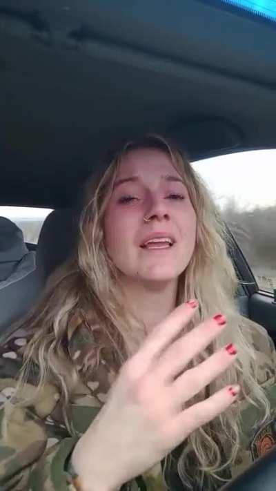 No glamour, no make-up, no fear... rather ... compassion, bravery and truth from Canadian volunteer in Ukraine. ( must see 7 minute video) @DefactoHumanity twitter