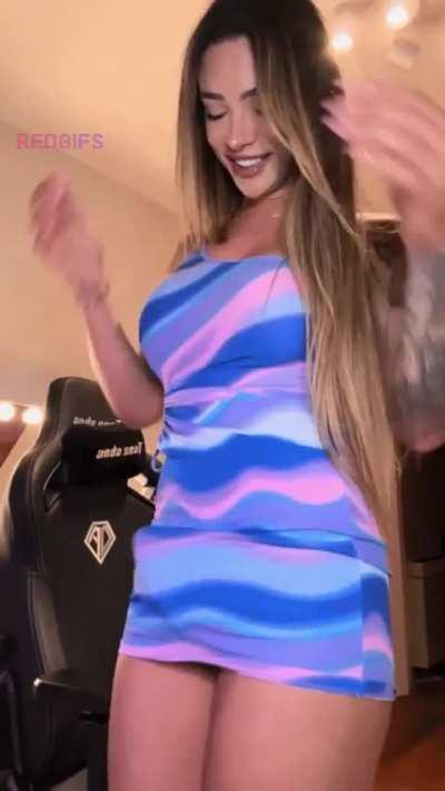 I wonder if you are getting hard looking at me