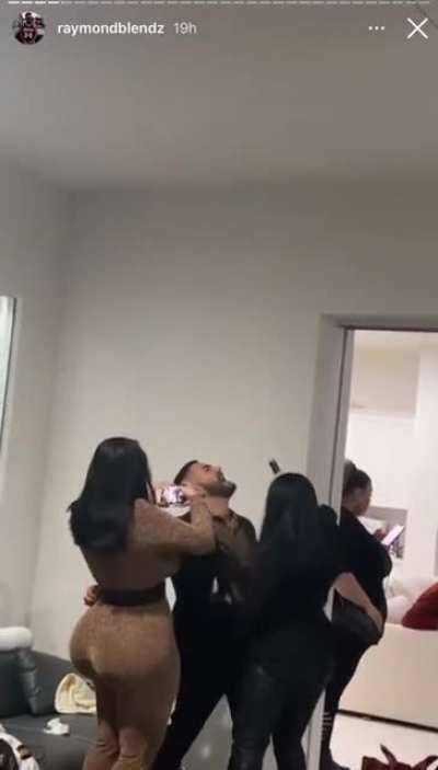 His cousin came in clutch tho 🔥