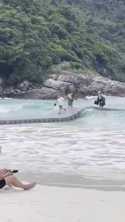 To walk down a floating jetty.