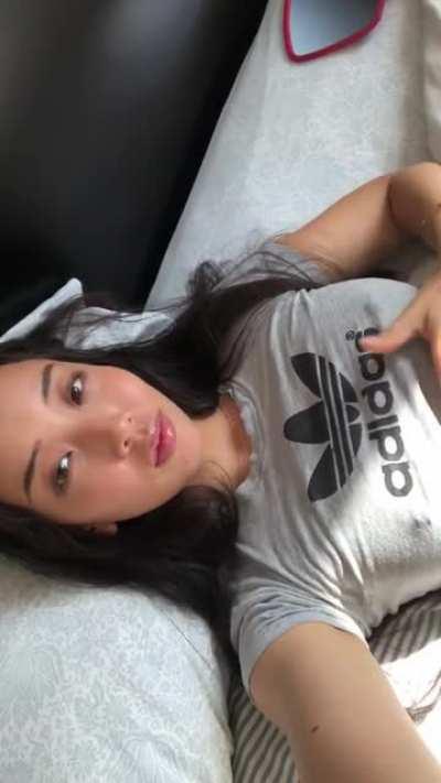 i’m always braless it’s just more cozy ><