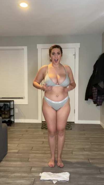 Bounce and change💦so good😈mmm so hawwty