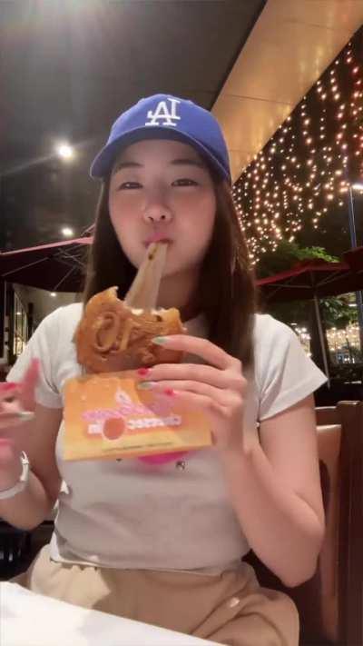 Yskaela Fujimoto🔥😍