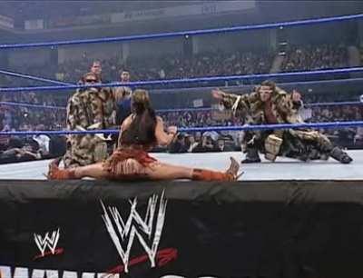 Melina splits entrance 🍑🔥