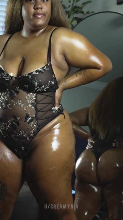 Team Ass vs Team Tits...Explain your reasoning
