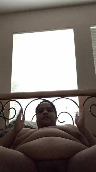 U want mommy to be your personal bbw slut??