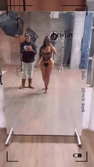 BTS photoshoot 🍑👸🏻📸