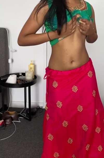 I felt so bad doing this after going to a family event in my Indian clothes [f] 🤭🤭