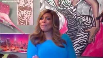 me because qiyana (azealia banks of the rift) isnt getting a new skin this year