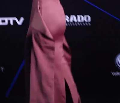 How come I never noticed that Pooja Hegde had such a sexy ass? Me now: ✊💦