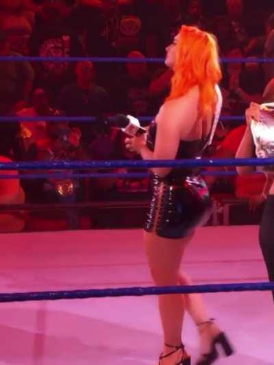 That time gigi dolin had everyone horny in that dress